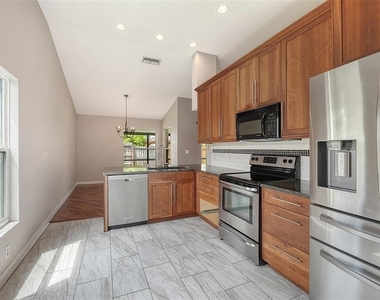 4910 6th Avenue E - Photo Thumbnail 16