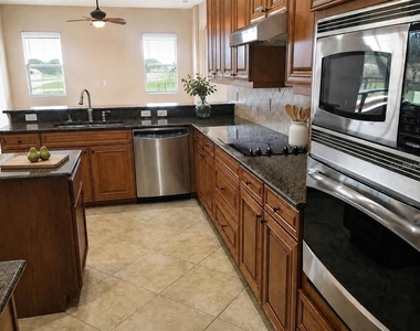 5570 Rock Dove Drive - Photo Thumbnail 12