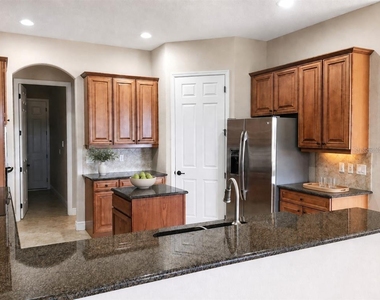 5570 Rock Dove Drive - Photo Thumbnail 14