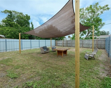 2308 60th Avenue W - Photo Thumbnail 15
