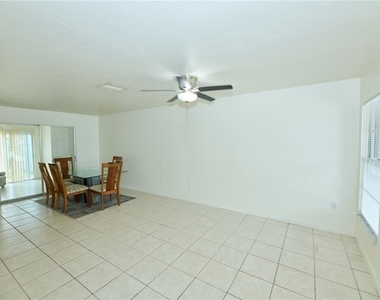 2308 60th Avenue W - Photo Thumbnail 4