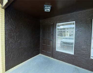 2308 60th Avenue W - Photo Thumbnail 2