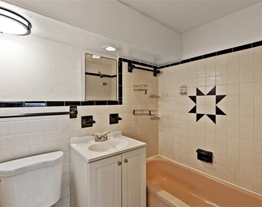 4222 18th Street N - Photo Thumbnail 14