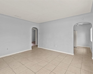 4222 18th Street N - Photo Thumbnail 35