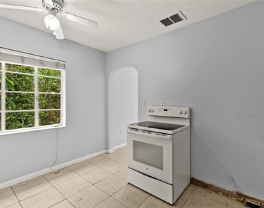 4222 18th Street N - Photo Thumbnail 31