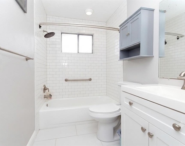 1834 Bough Avenue - Photo Thumbnail 4