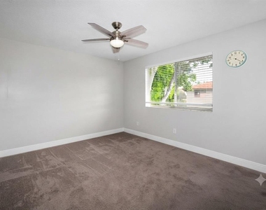 1834 Bough Avenue - Photo Thumbnail 8