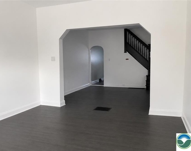 622 Locust - Photo Thumbnail 1