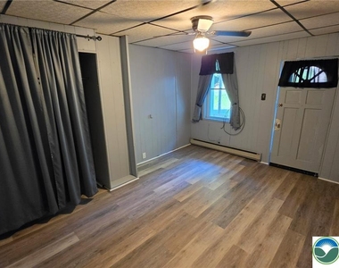 509 Arch Street - Photo Thumbnail 2