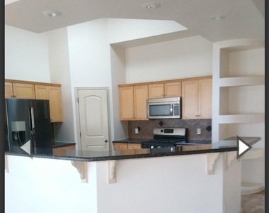 6700 Cabana Del Sol Drive - Photo Thumbnail 12