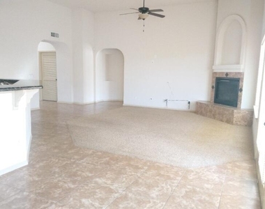 6700 Cabana Del Sol Drive - Photo Thumbnail 14