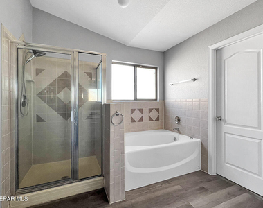 816 Dakota River Avenue - Photo Thumbnail 9