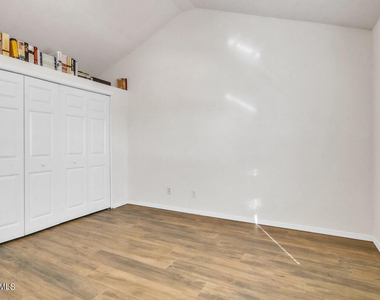 816 Dakota River Avenue - Photo Thumbnail 20