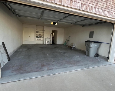 7115 Oval Rock Drive - Photo Thumbnail 26