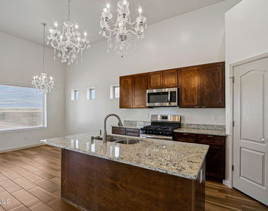 14740 John Mcneely Avenue - Photo Thumbnail 7