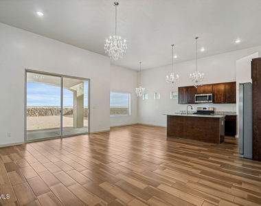 14740 John Mcneely Avenue - Photo Thumbnail 2