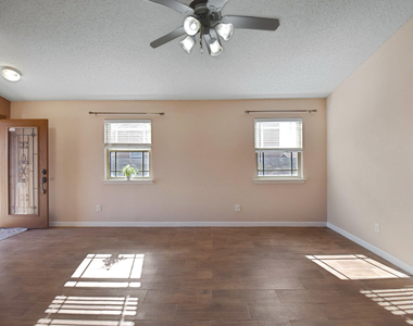 14229 Poets Rock Lane - Photo Thumbnail 5