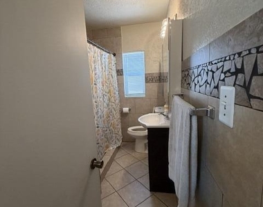401 Ramona Avenue - Photo Thumbnail 13