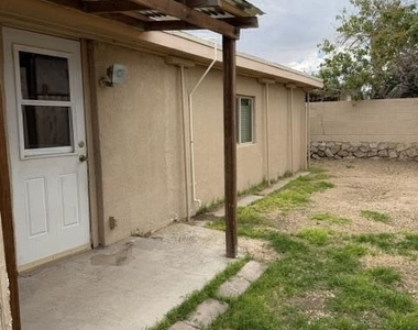 401 Ramona Avenue - Photo Thumbnail 17