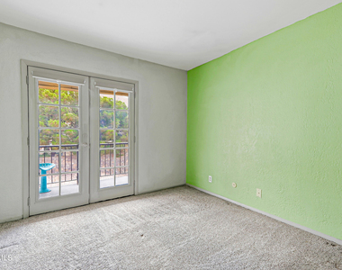 4433 N Stanton Street - Photo Thumbnail 37