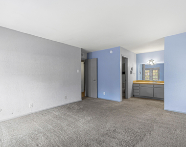 4433 N Stanton Street - Photo Thumbnail 33