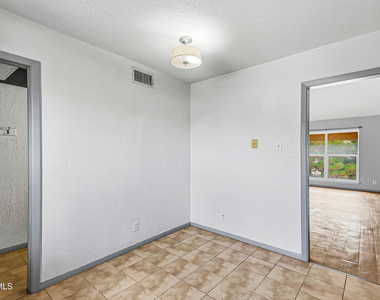 4433 N Stanton Street - Photo Thumbnail 46