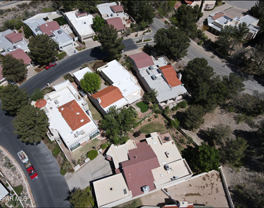 1004 Los Jardines Circle - Photo Thumbnail 36