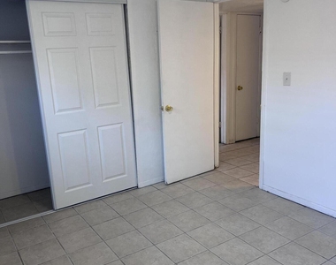 11244 Wharf Cove Drive - Photo Thumbnail 13