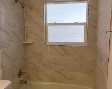11244 Wharf Cove Drive - Photo Thumbnail 12