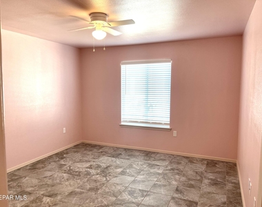 445 Gallagher Street - Photo Thumbnail 7