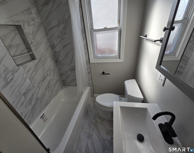 248 Bassett Street - Photo Thumbnail 3