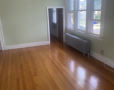 226-228 Seymour Avenue - Photo Thumbnail 7