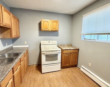 71 Williams Street - Photo Thumbnail 2