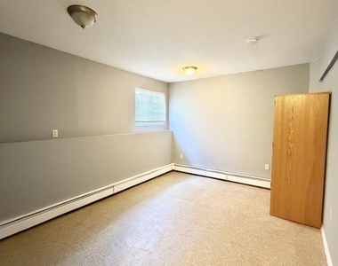 71 Williams Street - Photo Thumbnail 11
