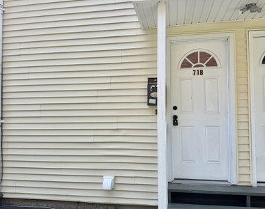 71 Williams Street - Photo Thumbnail 1