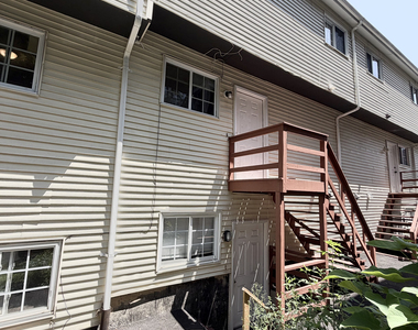 71 Williams Street - Photo Thumbnail 14