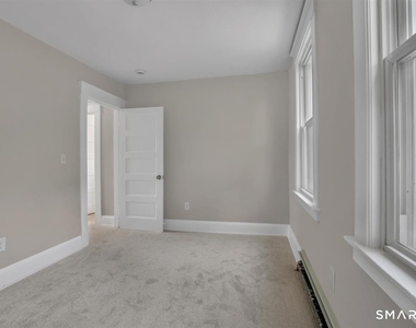 672 Main Street - Photo Thumbnail 8
