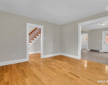 672 Main Street - Photo Thumbnail 2