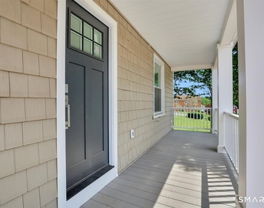 672 Main Street - Photo Thumbnail 1