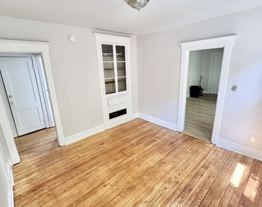 65 Lilac Street - Photo Thumbnail 4