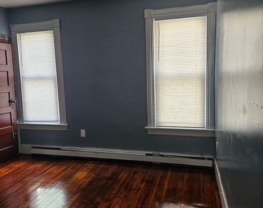164 Edgewood Street - Photo Thumbnail 1
