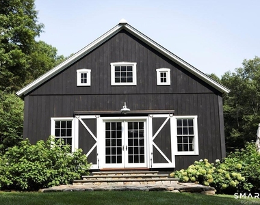 18 Plumb Hill Road - Photo Thumbnail 2