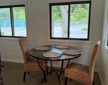 139 Hollister Way - Photo Thumbnail 3