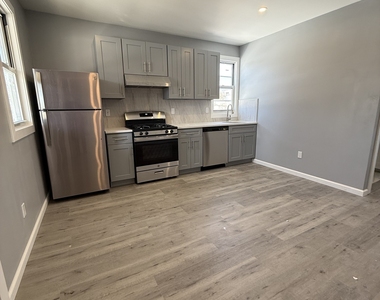 1639 South Avenue - Photo Thumbnail 4