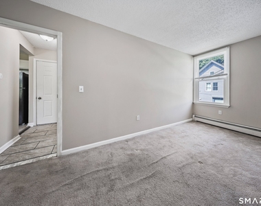 19 Hawkins Street - Photo Thumbnail 6