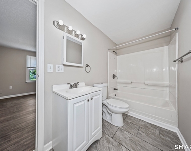 19 Hawkins Street - Photo Thumbnail 9