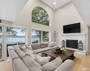 30 Riverside Avenue - Photo Thumbnail 10