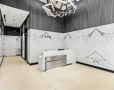 255 West 36th Street - Photo Thumbnail 7
