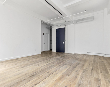 255 West 36th Street - Photo Thumbnail 5