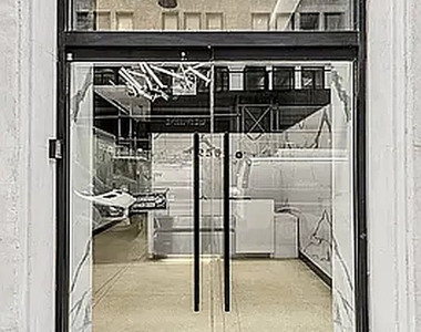 255 West 36th Street - Photo Thumbnail 8